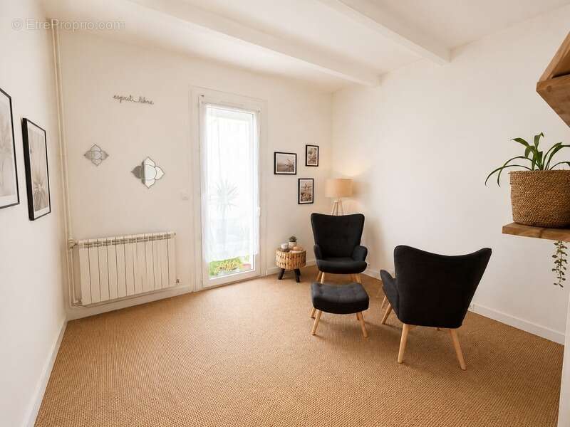 Maison de ville 5 chambres avec jardin dans le quartier des Arènes à Béziers - photo 8
