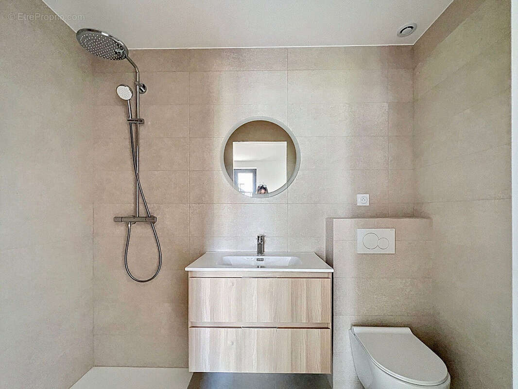 Appartement à SURESNES