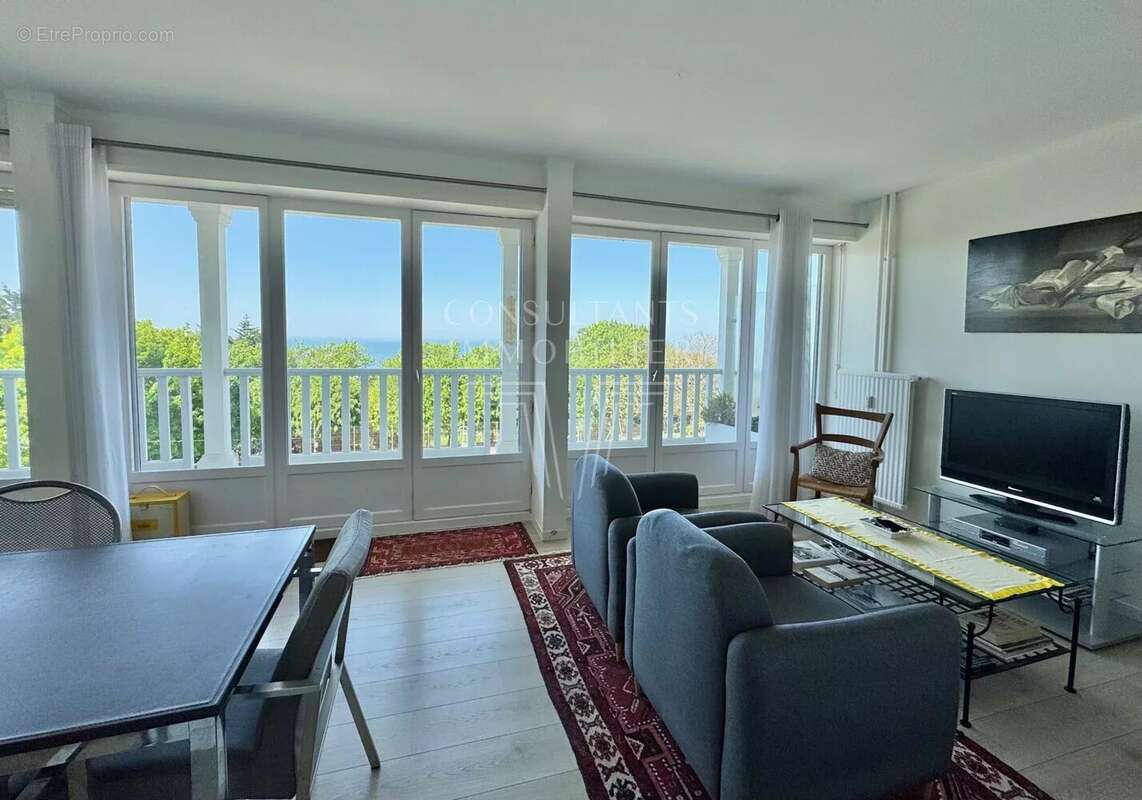Appartement à TROUVILLE-SUR-MER