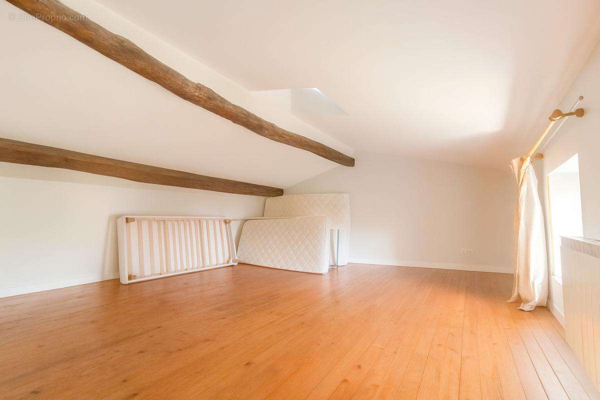 Maison à CHAMPIGNY-LE-SEC