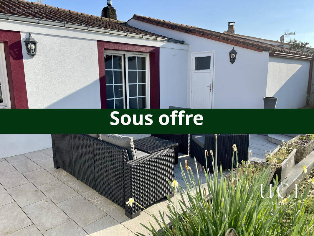 Maison à LE LANDREAU