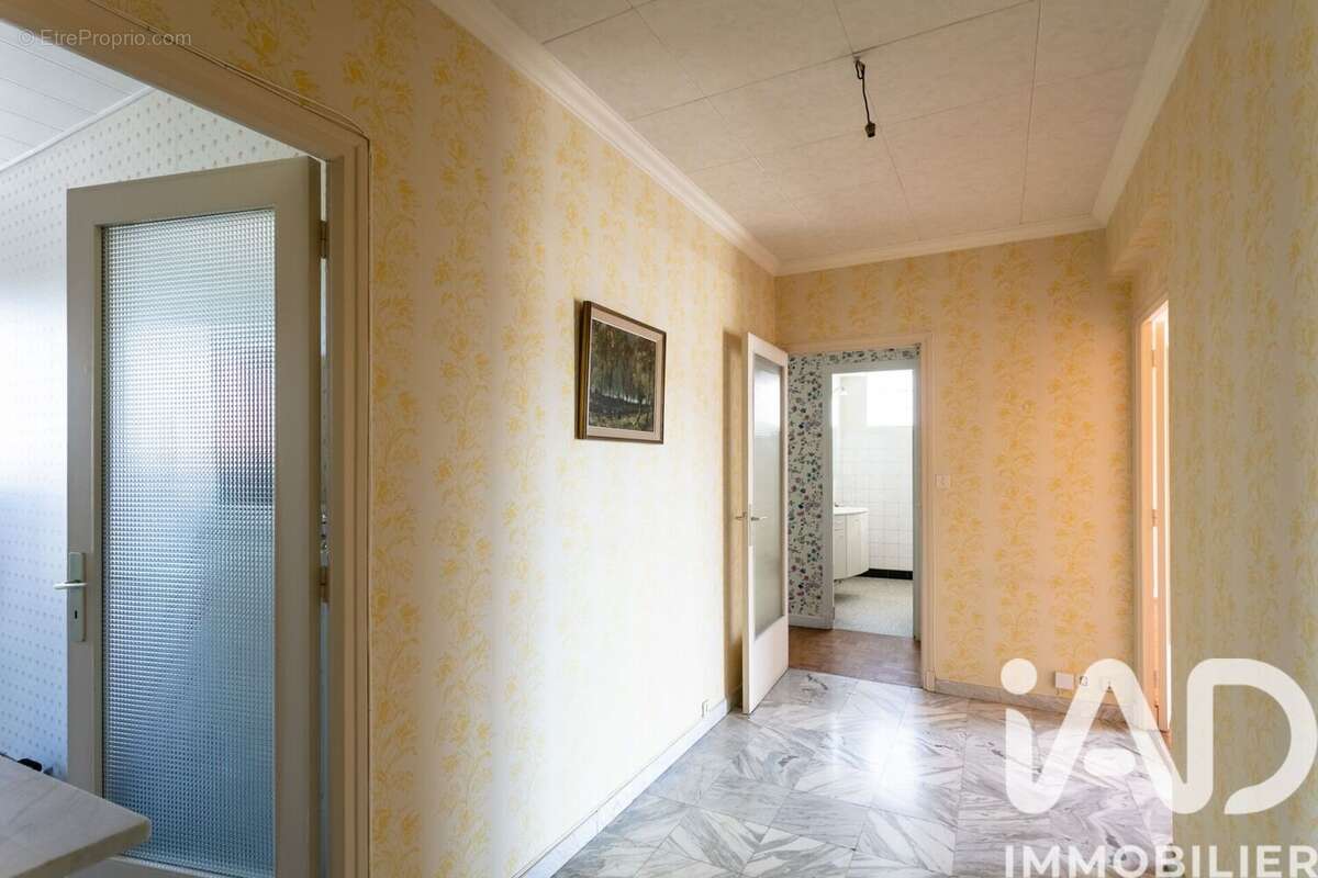 Photo 3 - Appartement à BRIVE-LA-GAILLARDE