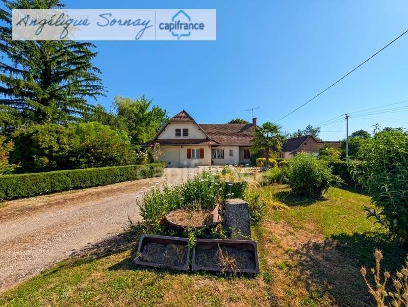 À Louhans, une propriété familiale aux volumes rares - photo 43