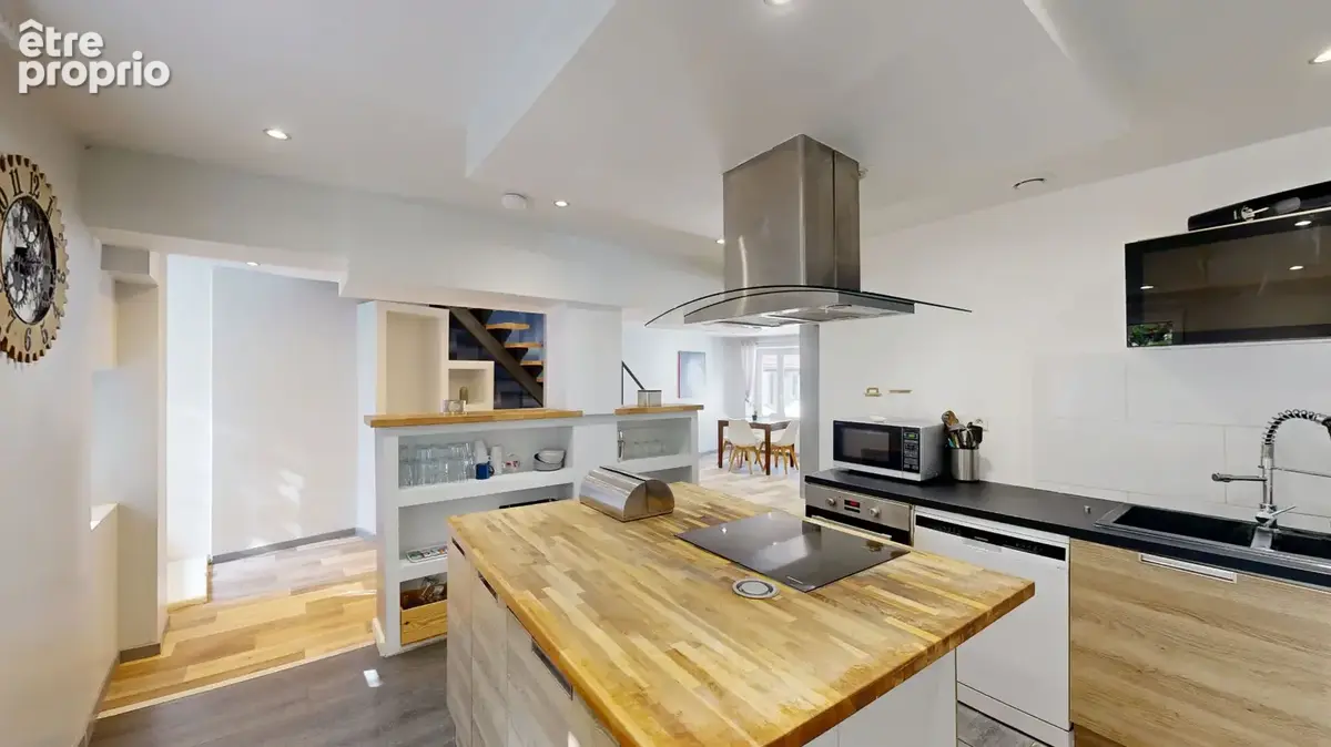 Appartement Duplex Dernier Étage avec Jardin Privatif de 300 m² - photo 3