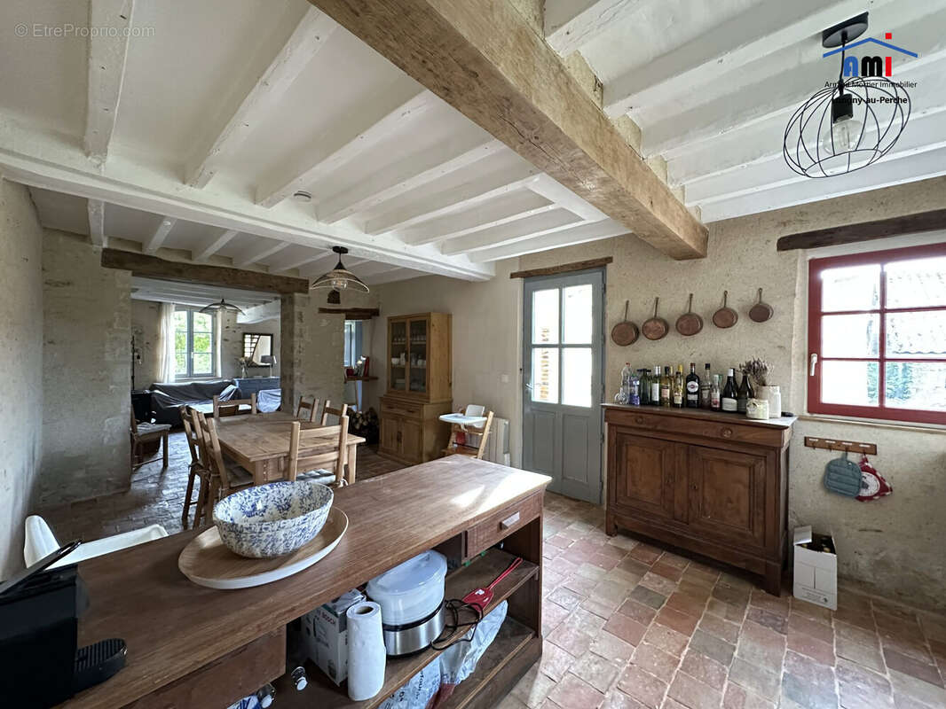 Maison à LONGNY-AU-PERCHE