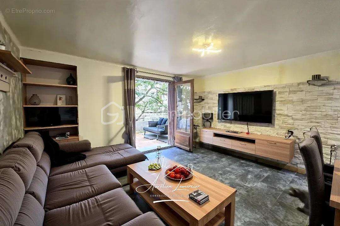 Maison à ESPONDEILHAN