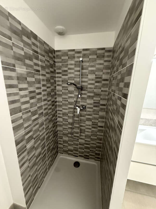 Appartement à LA LONDE-LES-MAURES