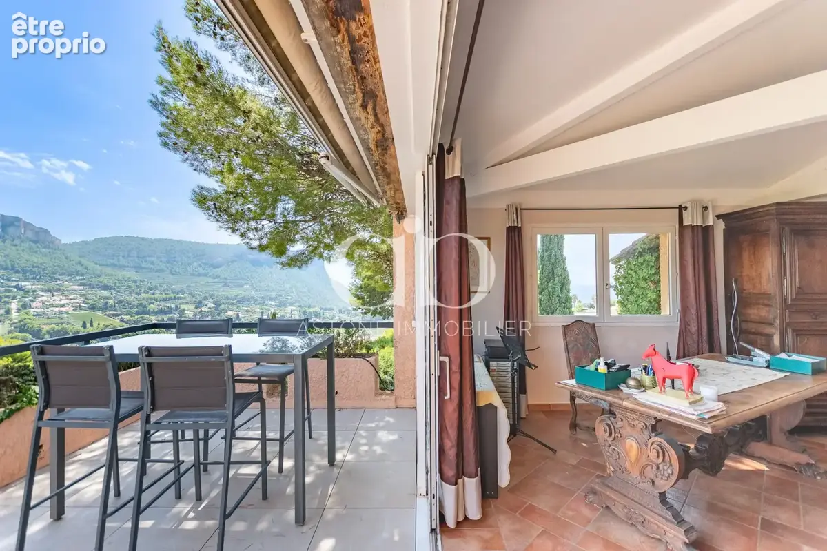 Cassis / propriete avec une vue magnifique - photo 14