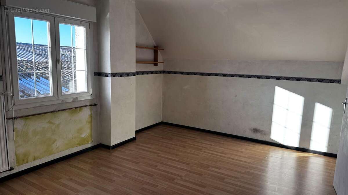 Maison Saint Julien De Vouvantes 7 pièce(s) 161 m2 - photo 3