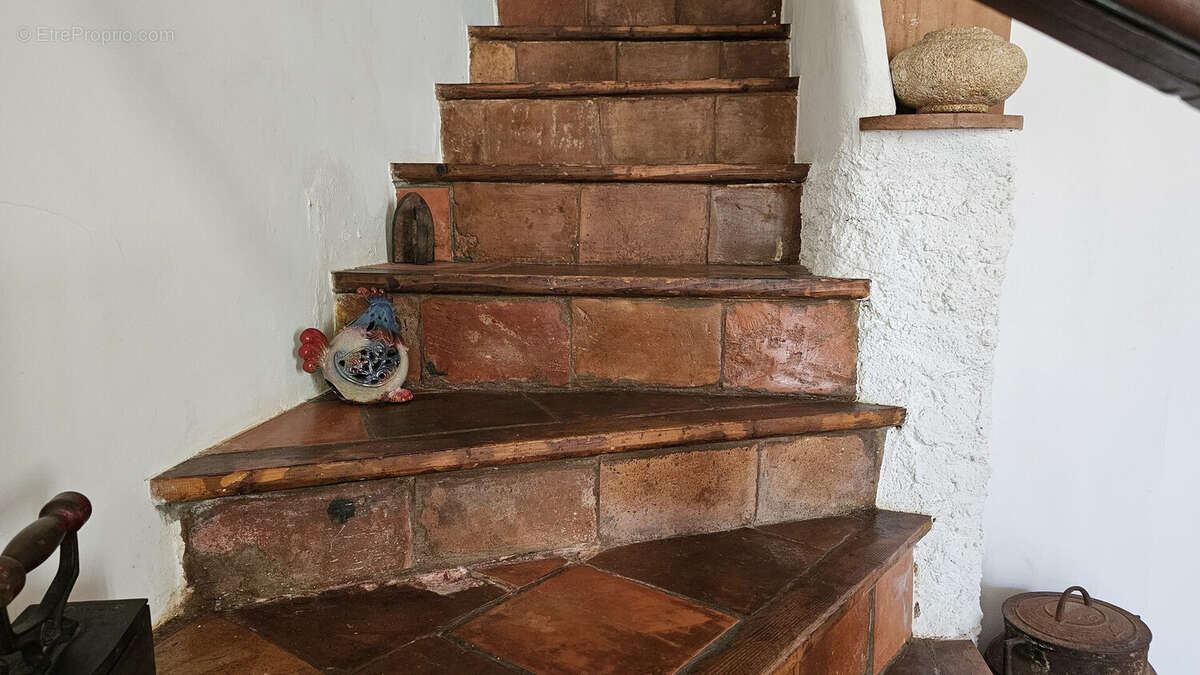 Maison 130 m² à Thezan-Les-Beziers  - photo 8