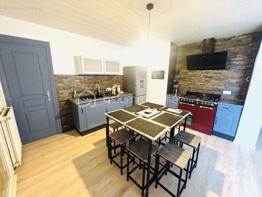 Maison à LIGNAN-SUR-ORB