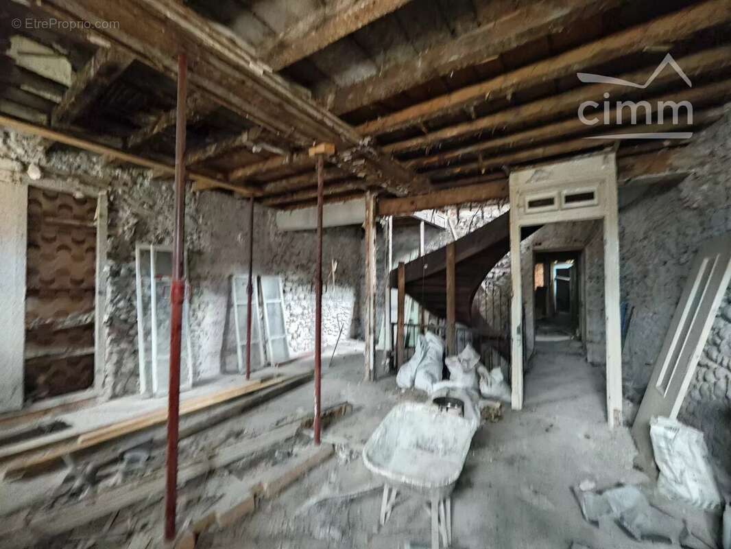 Appartement à DOMENE