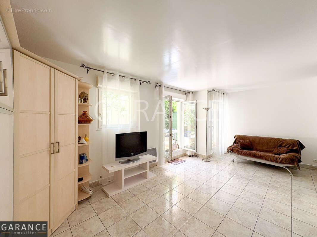 Appartement à PARIS-12E