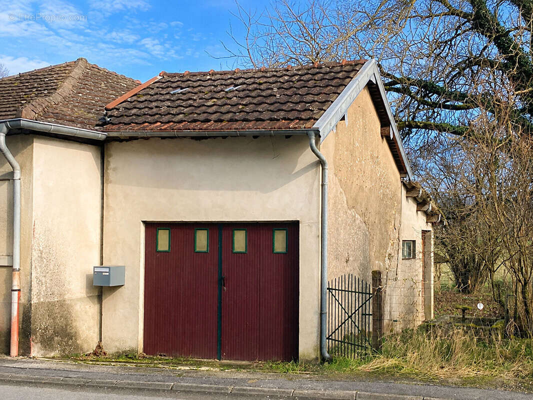 Maison 105 m² - 2 chambres et garage à Cramans - photo 14
