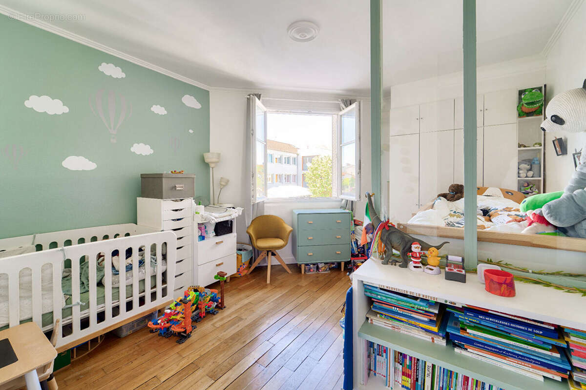 Appartement à COLOMBES