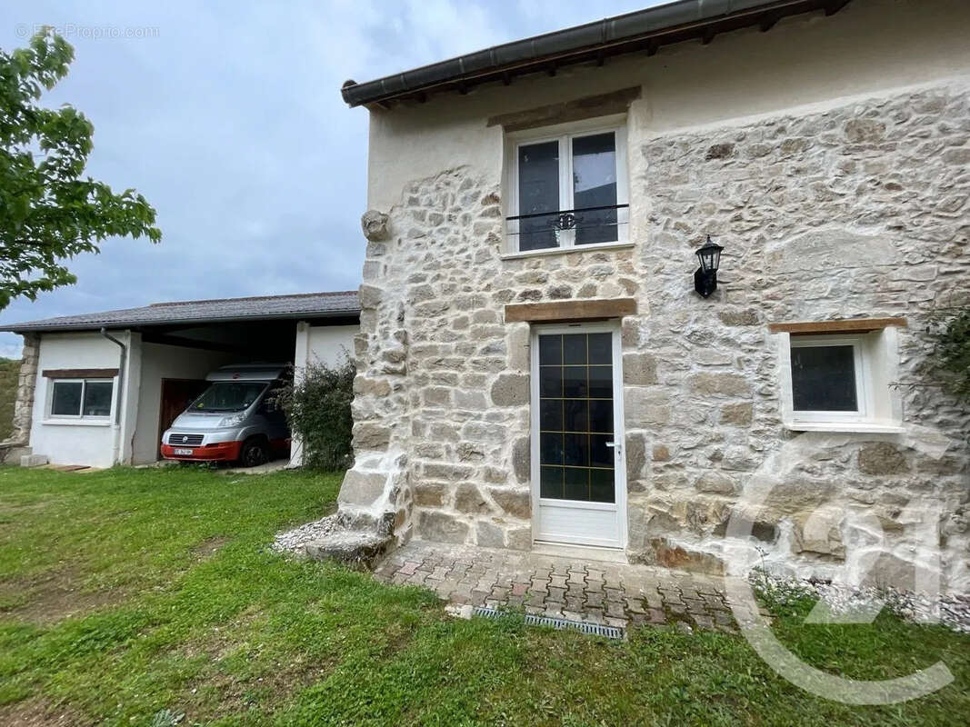 Maison à SARRAS