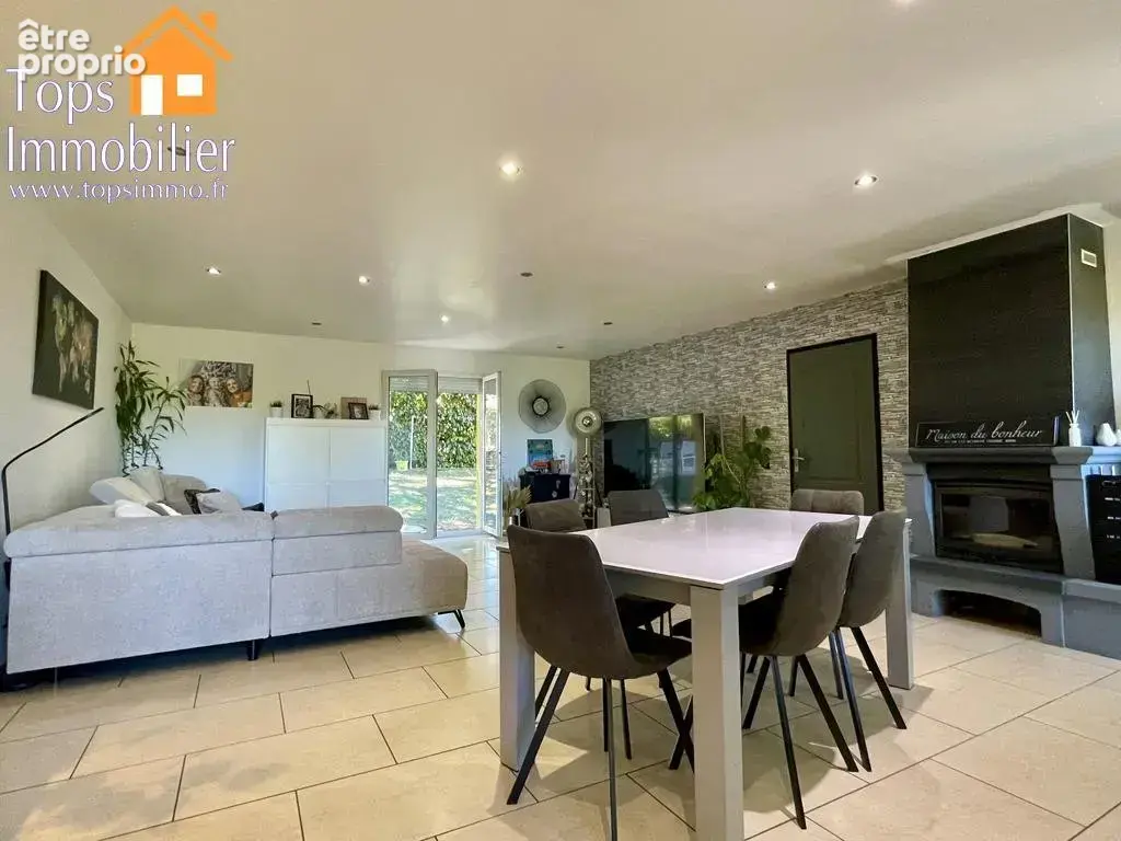 Maison plain-pied sans travaux, avec piscine, deux garages et terrain au calme - photo 7