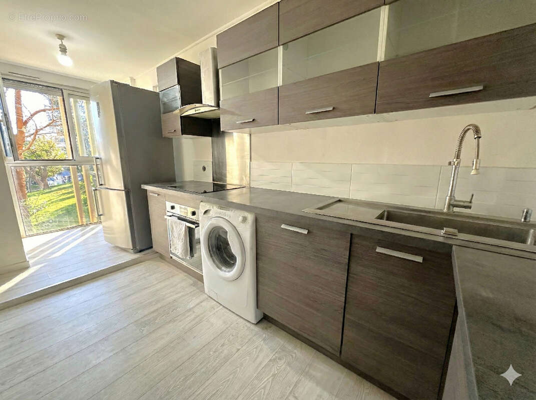 Appartement à MARSEILLE-10E