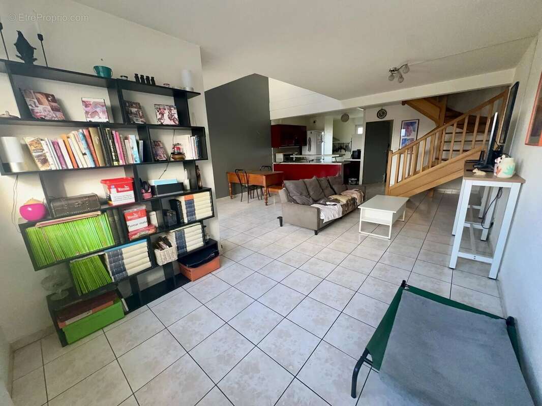 Duplex F4, dernier étage, 3 terrasses, garage, parking - photo 4