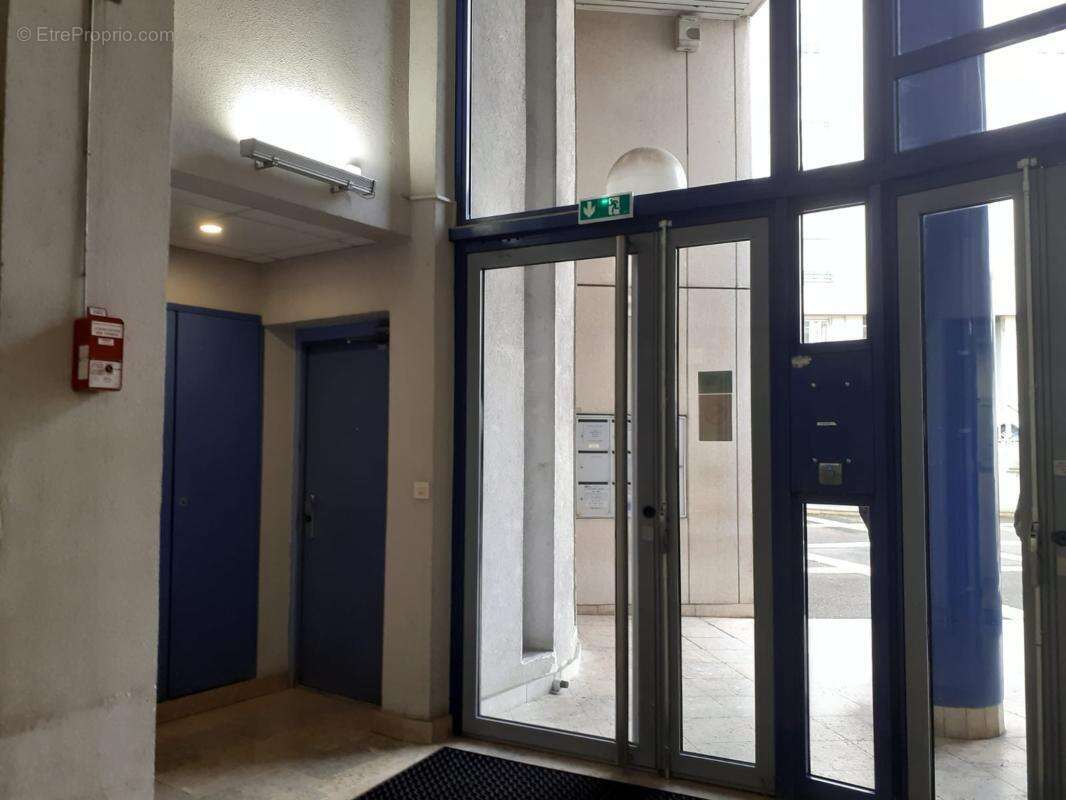 Commerce à CALUIRE-ET-CUIRE