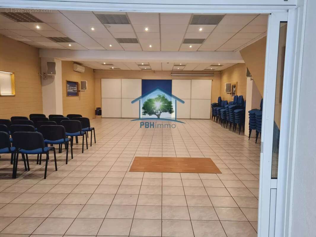 Commerce à MARSEILLE-13E