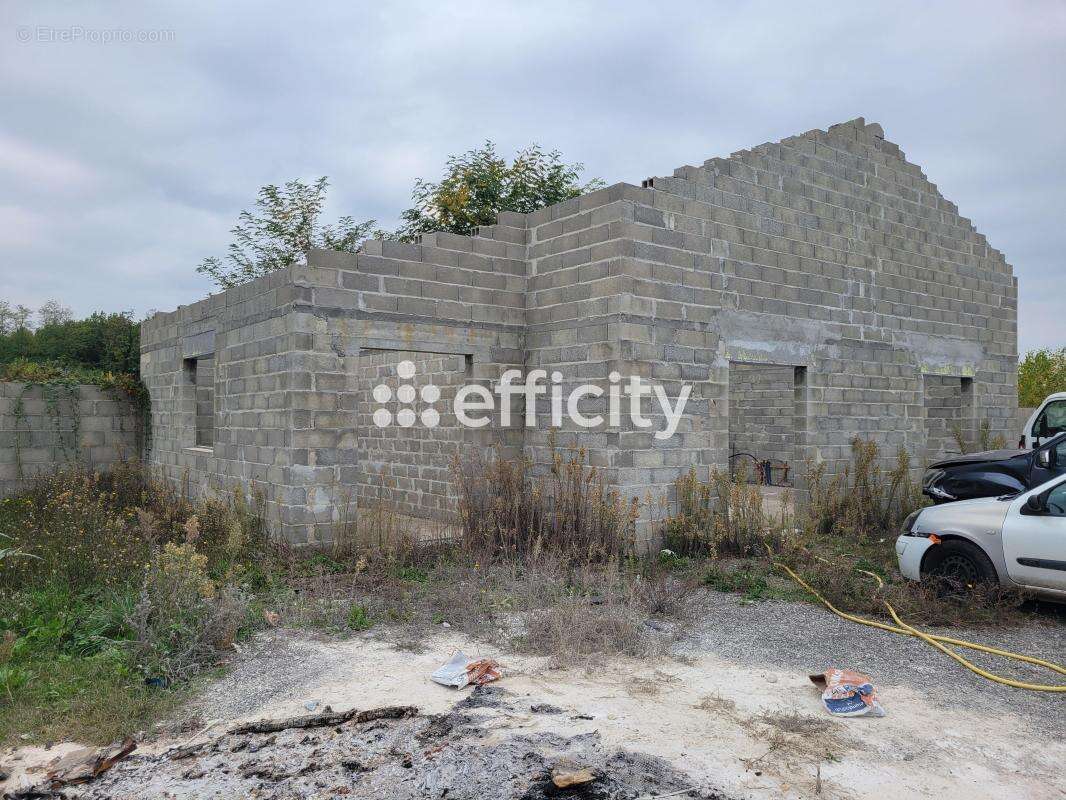 Commerce à SAINT-JUST-DE-CLAIX