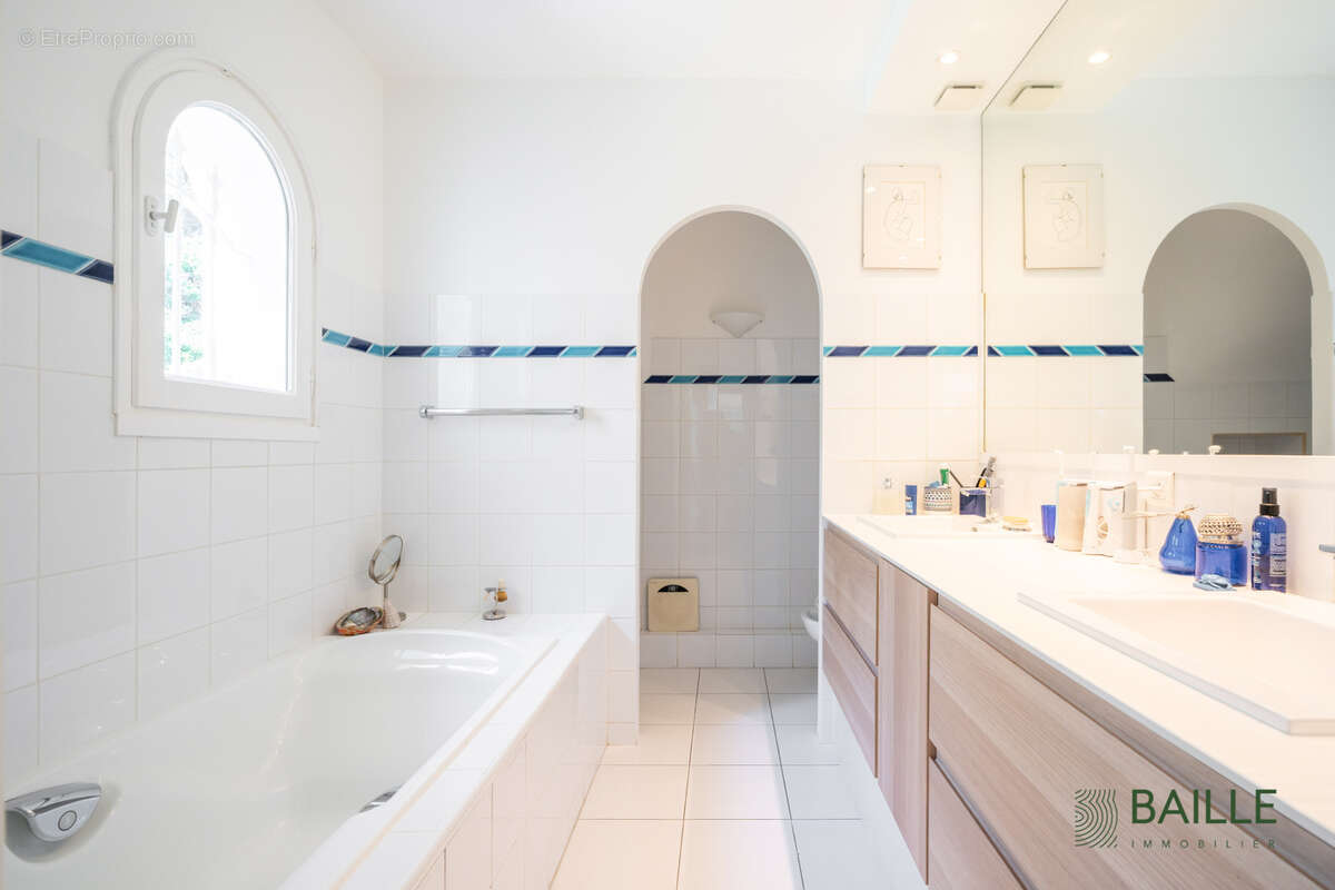 Maison à MARSEILLE-12E