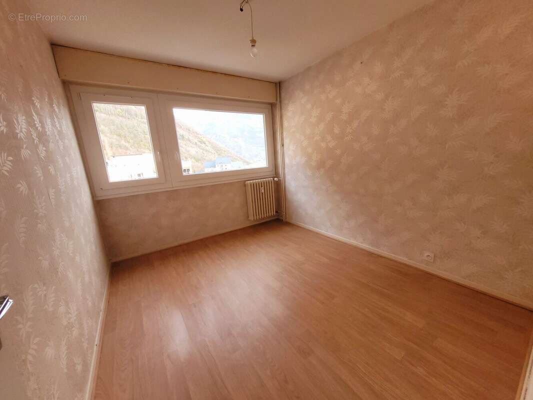 Appartement à SAINT-JEAN-DE-MAURIENNE