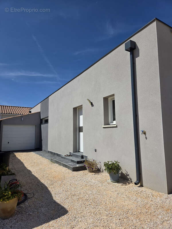 Maison à BIZE-MINERVOIS