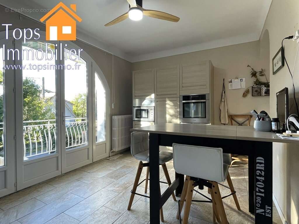 Maison à VILLEFRANCHE-DE-ROUERGUE