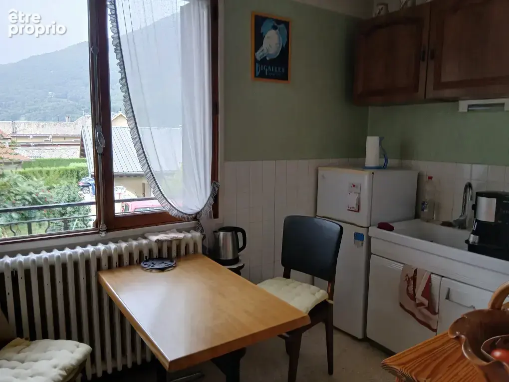SAINT AVRE Maison environ 60 m2 sur 540 m2 de terrain - photo 5