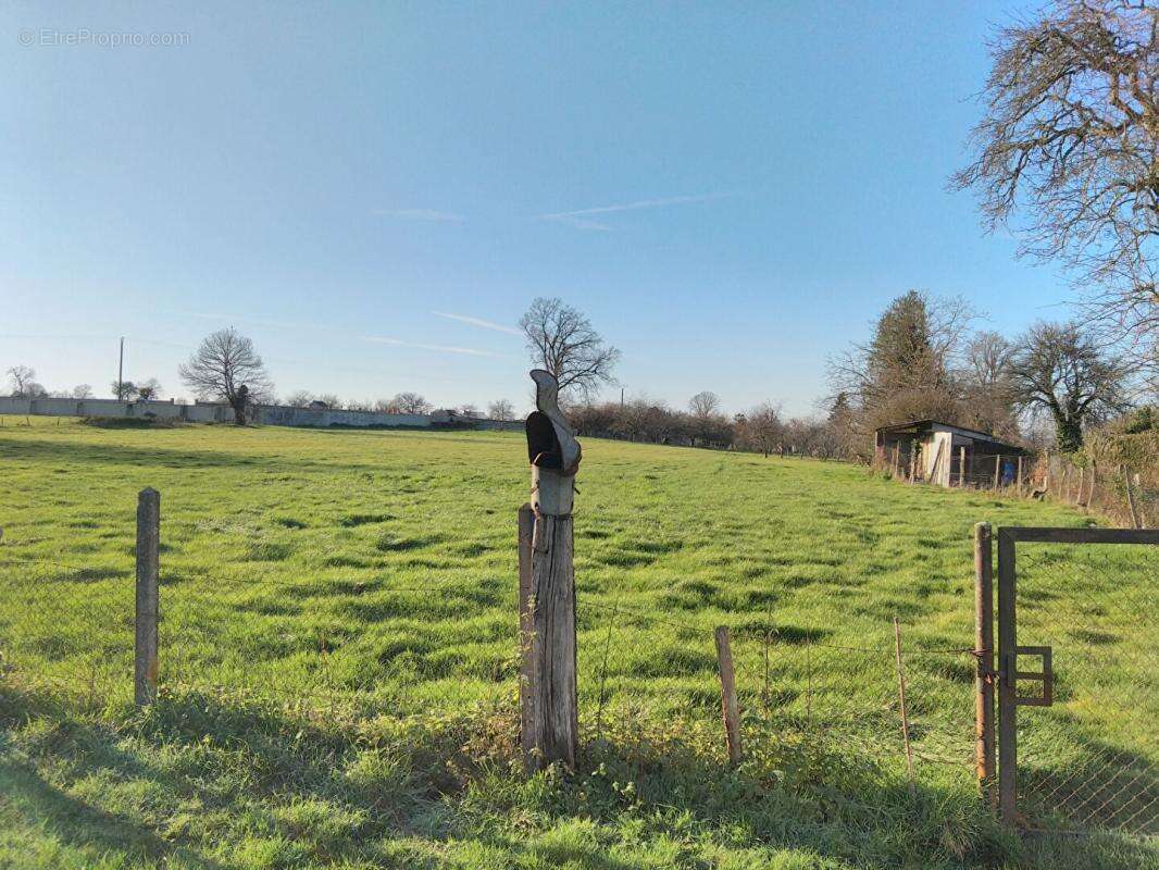 Maison à MONTCHEVRIER