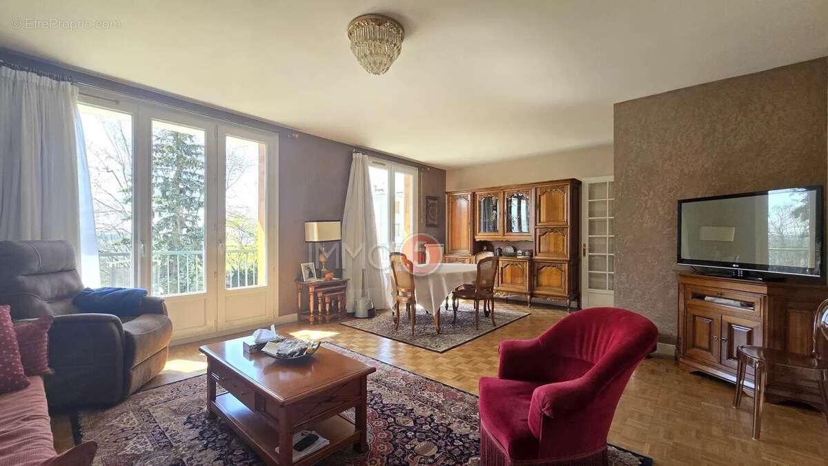 Appartement à LE RAINCY