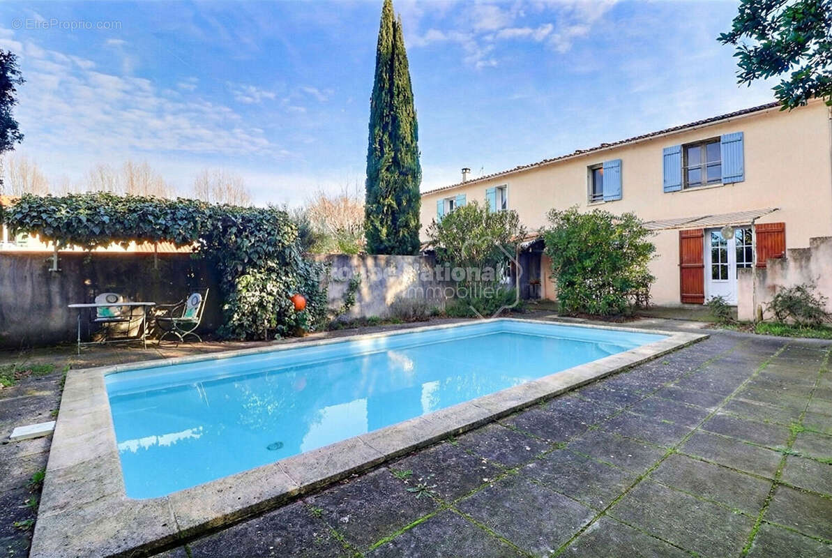 Maison à SAINT-ETIENNE-DU-GRES