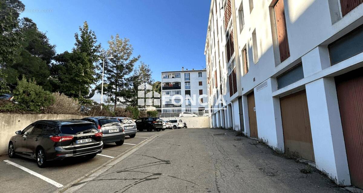 Parking à PERPIGNAN