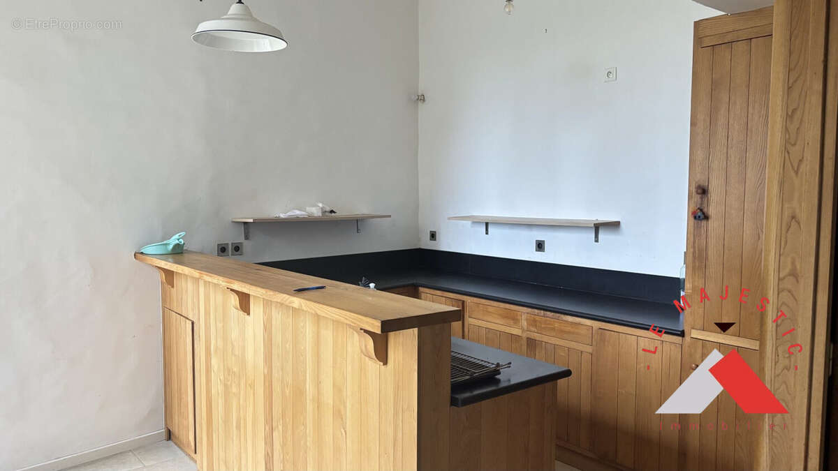 Maison à SAINT-SULIAC