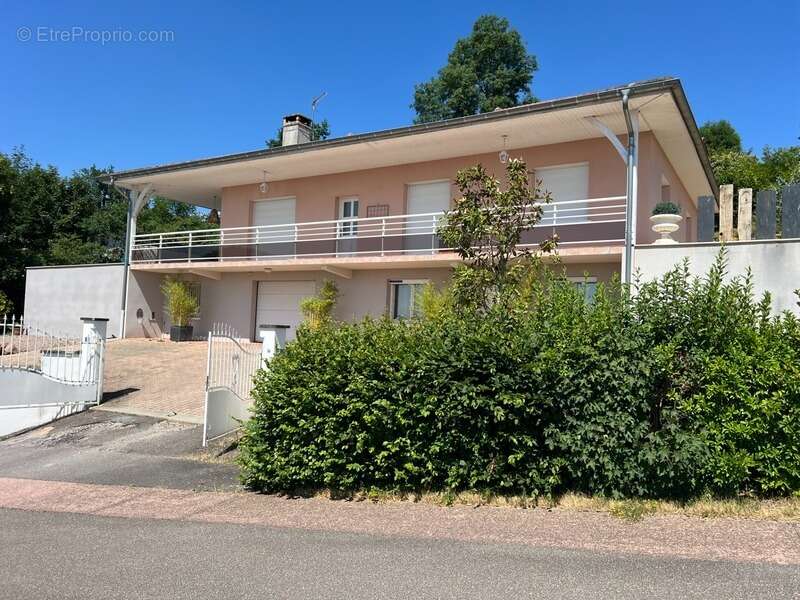 Maison à CHAUFFAILLES