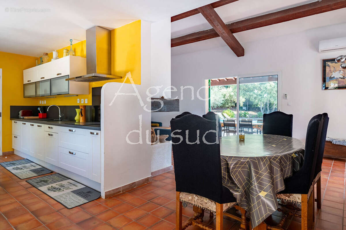 Villa de plain pied Type 6 de 146m²  - LA CADIERE D'AZUR - photo 11