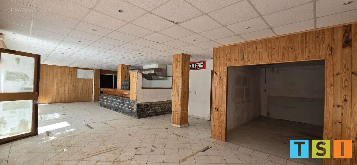 Commerce à GOUAUX-DE-LARBOUST