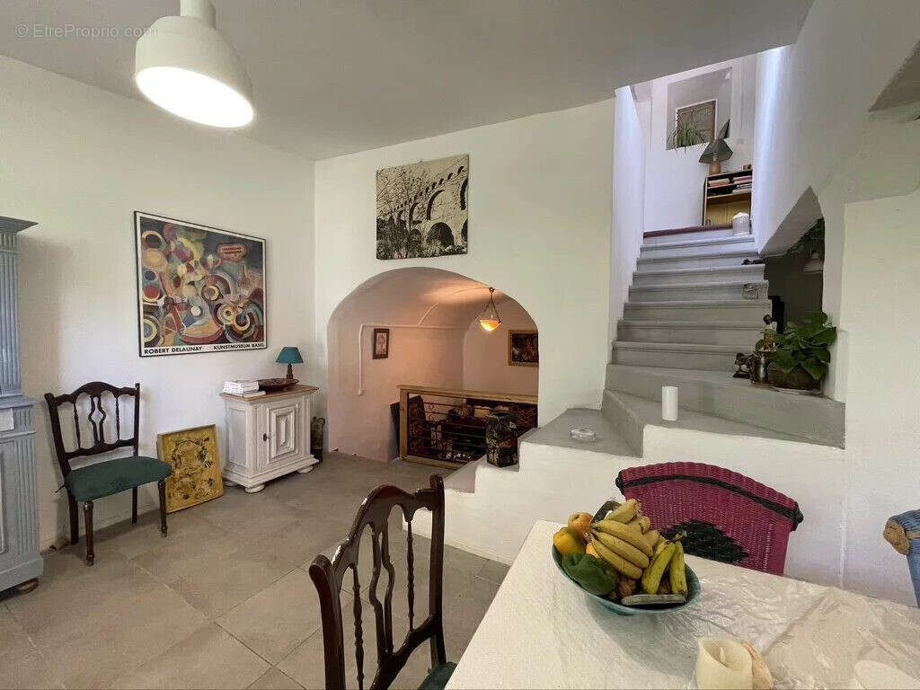 Maison 107 m² à Meyrannes  - photo 6