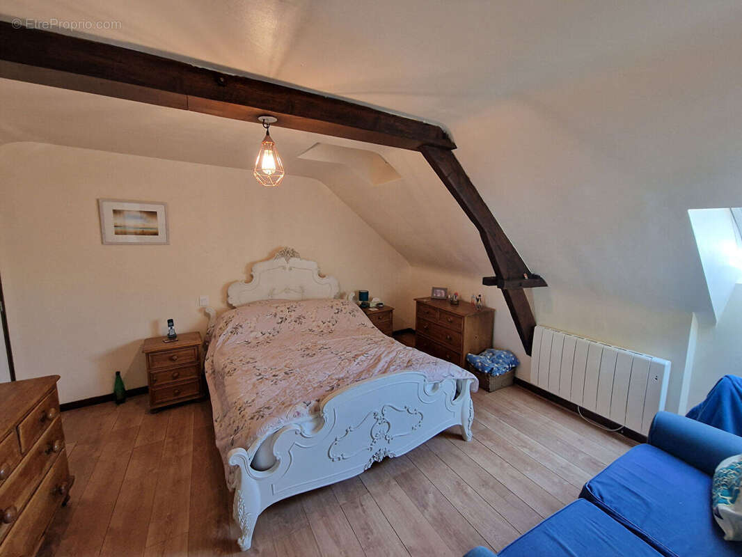 Maison à COLLINEE