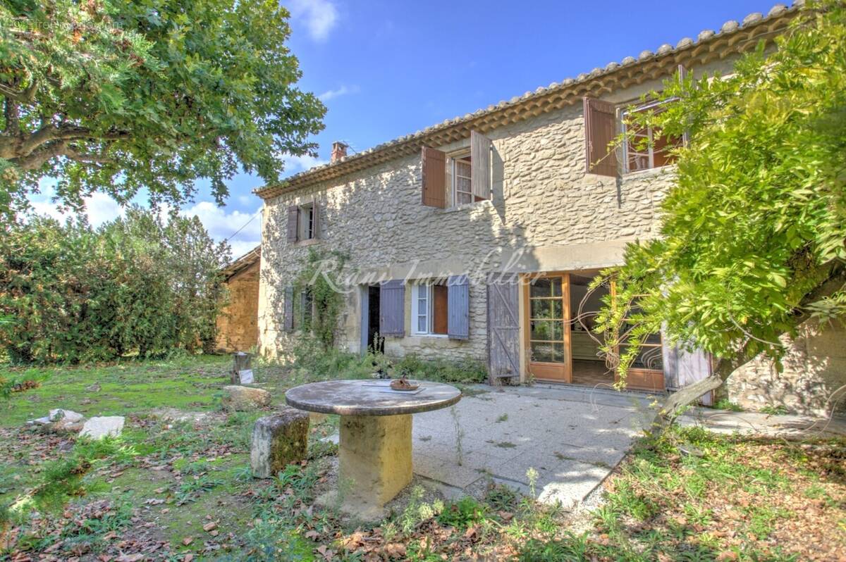 photo numéro 1 - Maison à CAVAILLON