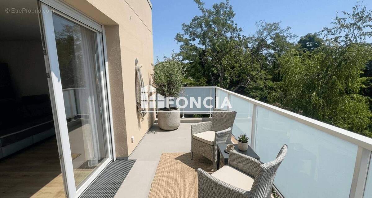 Appartement à CENON