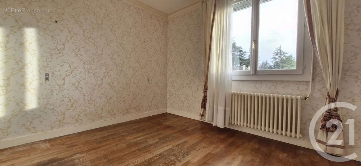 Maison à LA CHAPELLE-DU-NOYER