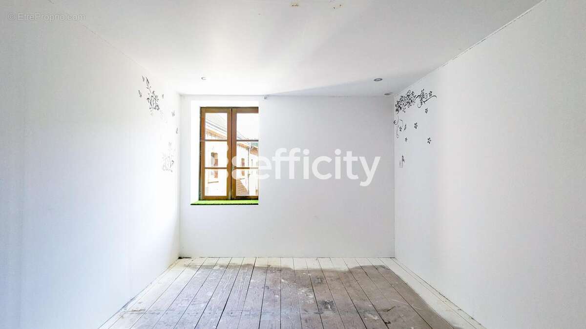 Maison 132 m² à Lugny  - photo 12