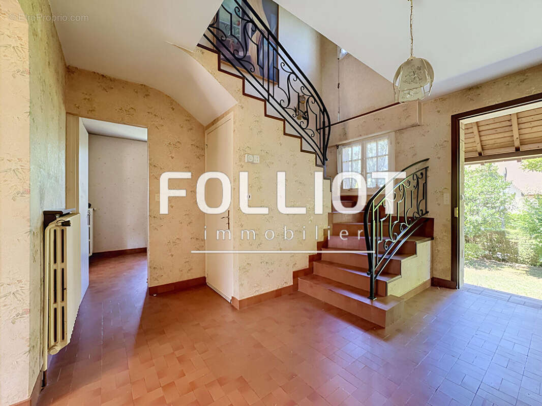 Fontaine-Étoupefour - Maison familiale de 5 chambres sur un magnifique terrain de 1 000 m² sans vis-à-vis - photo 6
