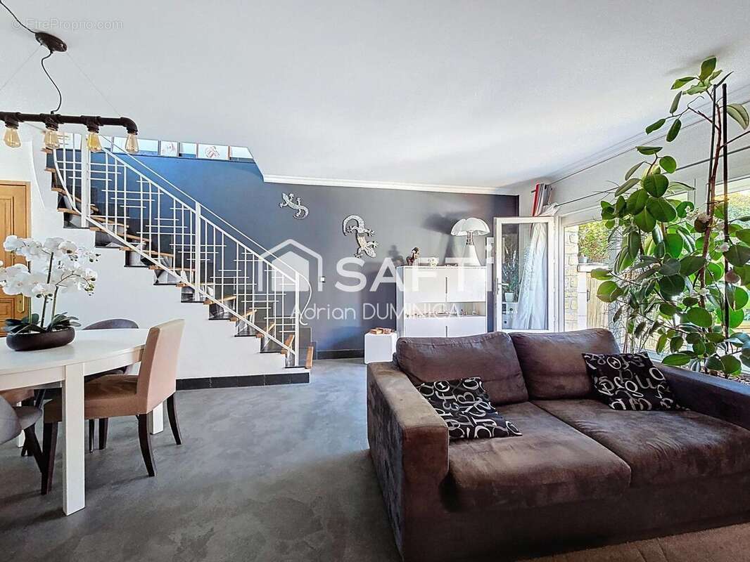 Photo 5 - Maison à CLAMART