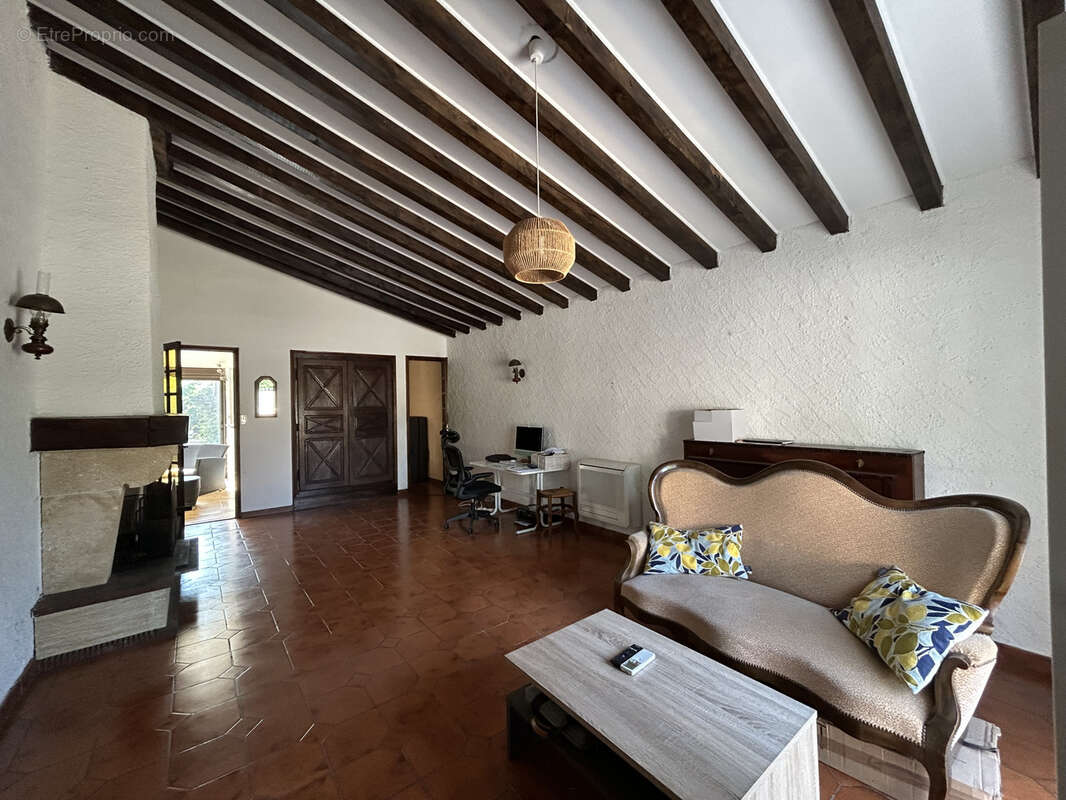 A 13 min de Carcassonne, Pavillon de 148 m2 avec garage et jardin - photo 13