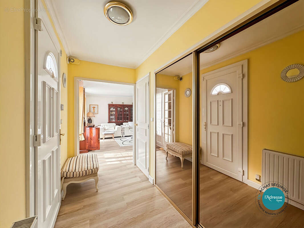 Maison LEVITT modèle BARBIZON sous-sol total à Mennecy - photo 12