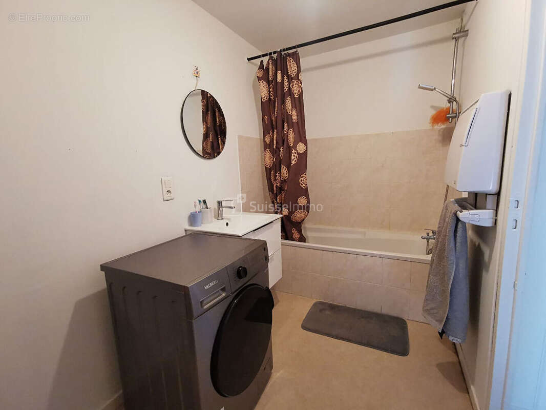 Appartement à SAINTE-SUZANNE